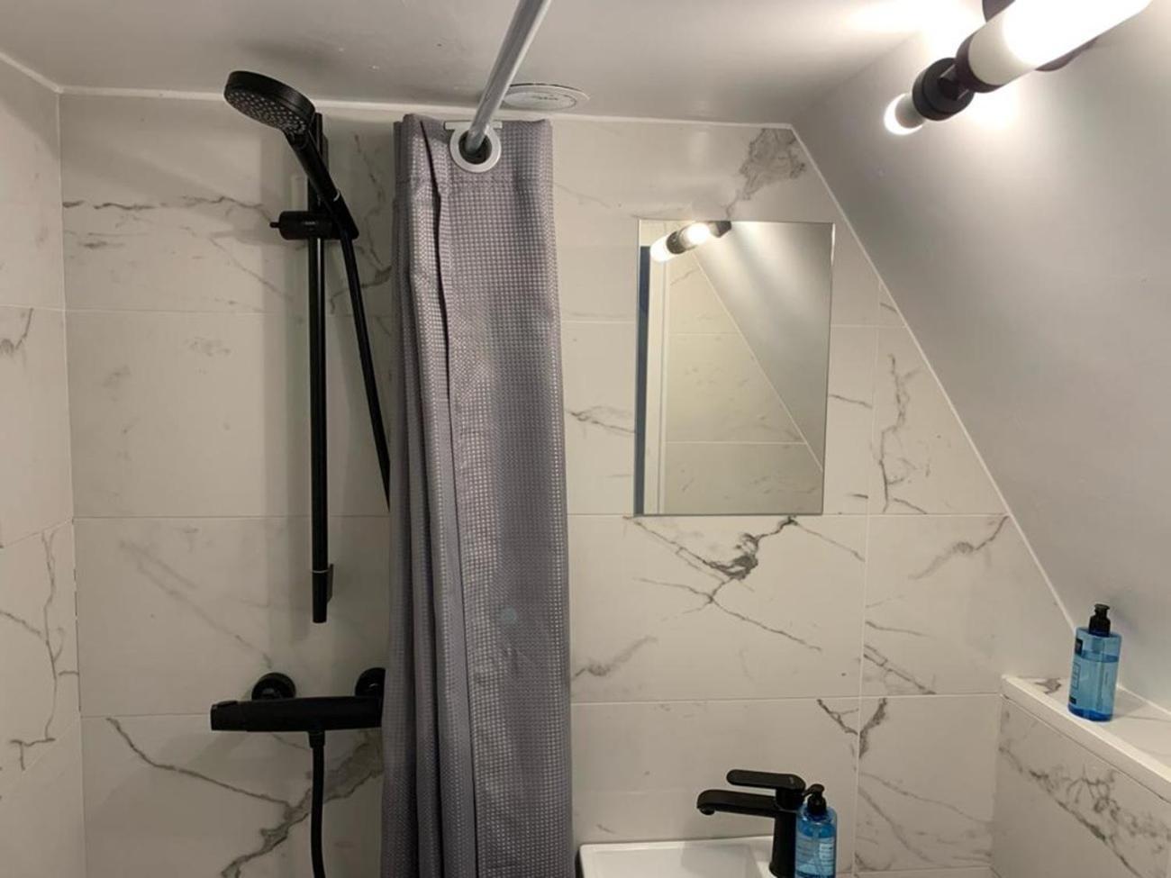 144 - Urban Charming Studio In Paris Bagian luar foto